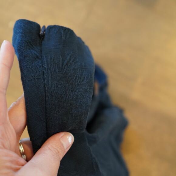 NWT Veronica Beard Belinda Jacquard Linen One Shoulder Strap Top Size 10 Black - Picture 5 of 8